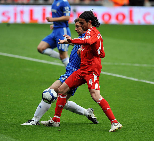 边路突破 边路突破