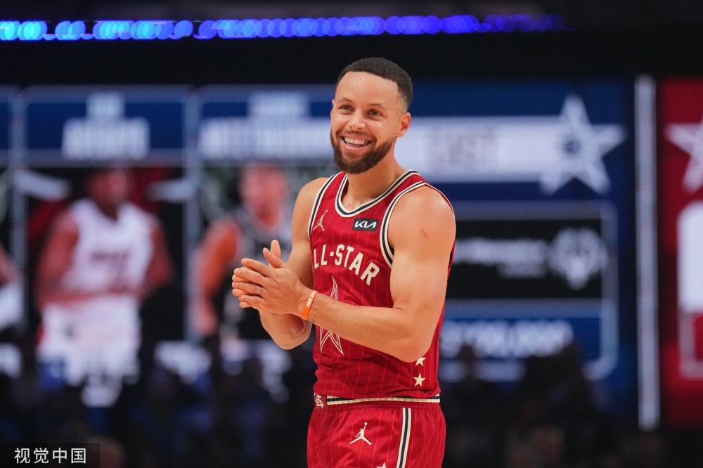 比赛中的低 比赛中的低